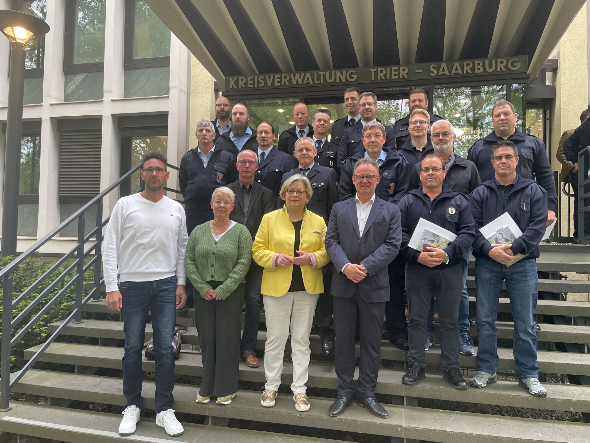Gruppenfoto Feuerwehrehrung