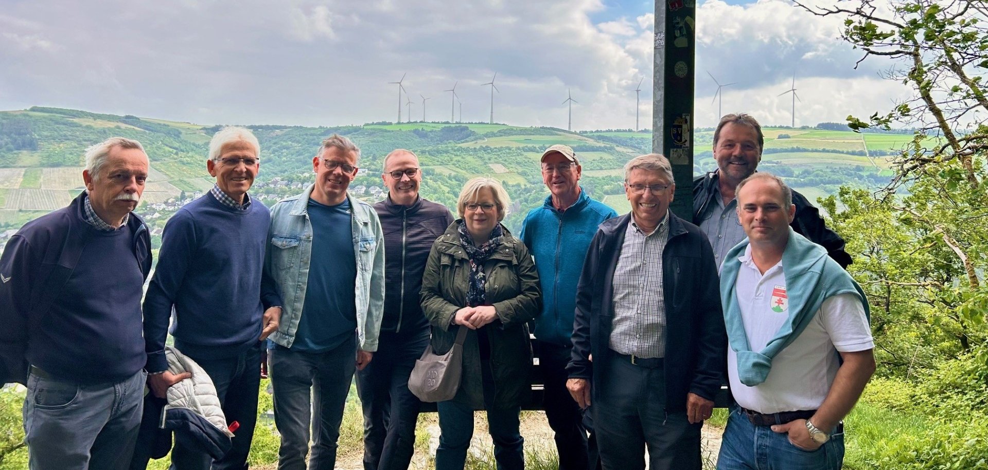 Anwanderung 2025 Gruppenfoto auf der Naumetter Kupp