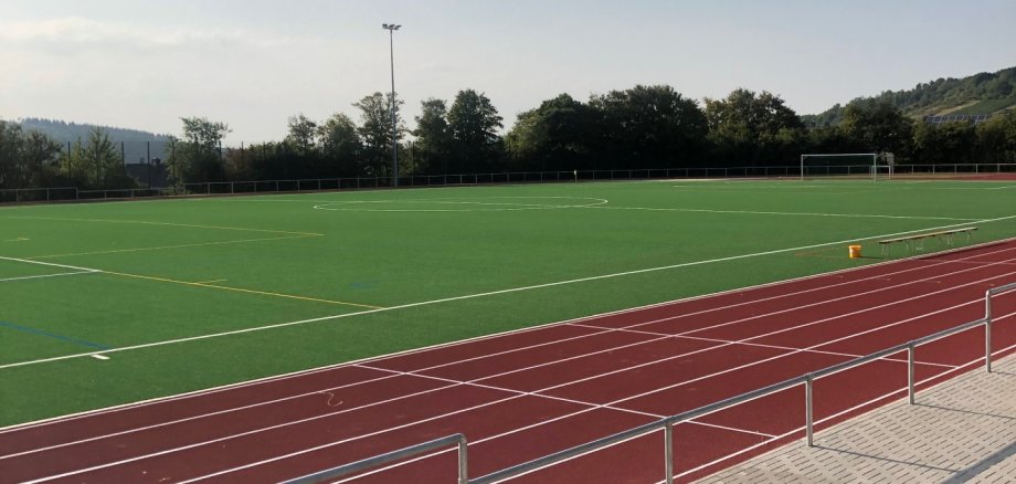 Sportanlage in Waldrach bei Sonnenschein