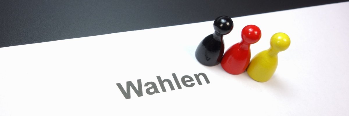Wahlen Schwarz Rot Goldene Spielfiguren