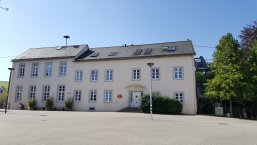 Großes historisches Gebäude